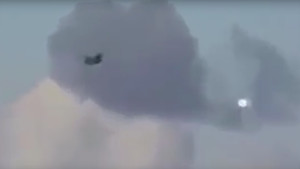 Katonai szállítóhelikoptert rabolt el egy UFO!
