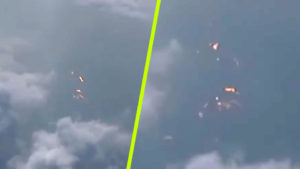 Rejtélyes fényeket videóztak egy Kína felett szálló repülőgép ablakából…