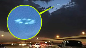 UFO-k köröznek éjszakánként az arizonai Phoenix felett