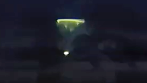 Véletlenül videóra vették, amint egy UFO kilépett a hipertérből Ausztrália felett