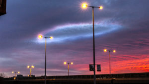 Ragyogó UFO-gyűrű jelent meg Budapest felett naplementekor