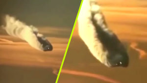Repülőről videózták az utasok a Föld légkörébe lépő hatalmas UFO-t